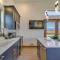 Mtn-View Tiny Home with Grill Near Skiing! - 卡利斯佩尔