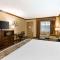 Best Western Plus Raton Hotel