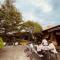 Follow Me designed B&B Follow Me designed B&B