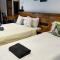 Riverbank Dungun Guesthouse & Cafe - Дунгун