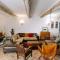 84B3 - Freesia suite in 18th century Provencal farmhouse - Althen-des-Paluds