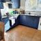 Modern Home2Home - Easy Centre Access & Free Parking