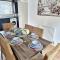 Modern Home2Home - Easy Centre Access & Free Parking