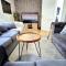 Modern Home2Home - Easy Centre Access & Free Parking