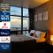 Premium Suite with Balcony at The Gramercy Makati Manila - 马尼拉