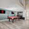 Plush Las Vegas Retreat 5 min from Strip - لاس فيغاس