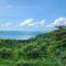 Paradise View at Halcyon Heights l Stunning Ocean View 1BR l 10 minute walk to the Beach