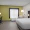 Holiday Inn Express Knoxville-Strawberry Plains by IHG