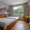 Zhangjiajie Forest Park Youth Hostel