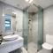 Lux & New 5-BR Townhouse for family