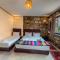Tonaroz House