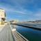 Lavish 2BR Getaway with Pool, Gym & WiFi Al Raha - 阿布扎比