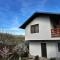 Tiny Hilltop Home - Teşila