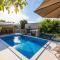 Filed Hills Comfortable Holiday Residence - Poljica
