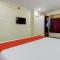 Collection O Srinivasa Residency