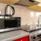 Apartment with Pool & Terrace - Walk to Beach - Free Parking A2