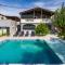 Apartment with Pool & Terrace - Walk to Beach - Free Parking A2