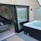 Luxury Hot Tub Jacuzzi & Sauna Apartment With Pool Table In Mid Ulster - Coalisland