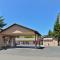 Golden Eagle Motel