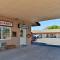 Golden Eagle Motel