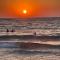 queit amazing penthouse with rooftop 360 ,pool , beachfront and BBQ - Khoti Island