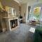 2 Bed ground floor apartment, sleeps 4 with free parking - Harrogate