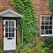 Victorian Cottage in Stony Stratford Centre