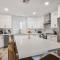 4B House with Pool and BBQ Near Airport and Strip - لاس فيغاس