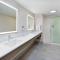 Holiday Inn Express & Suites Milwaukee NW - Park Place by IHG