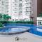 Aussie Shack - 2BR Modern Condo with Skyline View - Manila
