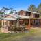 Country-style Stunner - Bushland Peace & Privacy