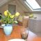 Bramble - romantic barn conversion with shared hot tub - Dundon