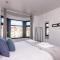 Spacious 3-Bed Home with Parking, Near Coventry & Birmingham - 考文垂