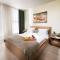 New, Modern And Convenient - Sofie