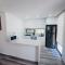 Holiday Home on Acreage Block - Next to M1 and Close to Everything - Slacks Creek