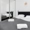 Spacious & Bright Family Apartment in Gdańsk by Noclegi Renters - Danzica