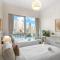 Elegant Retreat with Stunning Burj Khalifa Views