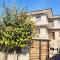 Stone House Hostel Elbasan - 爱尔巴桑