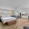 Loggerhead Inn and Suites - Surf City