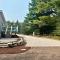 Spacious Leelanau home near the best of Michigan - Cedar
