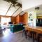 Cozy Cabin with Hottub at Cloverdale Cabins