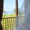 Friend House SURFCAMP