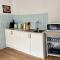 MEPLE, Tiny Home, Pets, Walk2Food, WiFi, Bfast, Private, Serene - Norlane