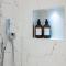 Luxury Apt Aircon 3 Bedr, 4 Beds, 2 Bath Trafalgar SQ - Lontoo