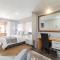 Gold Crest Guesthouse