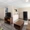 Super 8 by Wyndham Buffalo