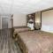 Super 8 by Wyndham Buffalo