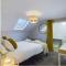 Central Eastbourne Escape with Rooftop Jacuzzi - إيستبورن