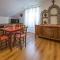 Amazing Apartment In Senj With Wifi - Сень
