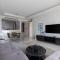 Cozy 1BR with balcony great view, Damac Towers - Dubaj